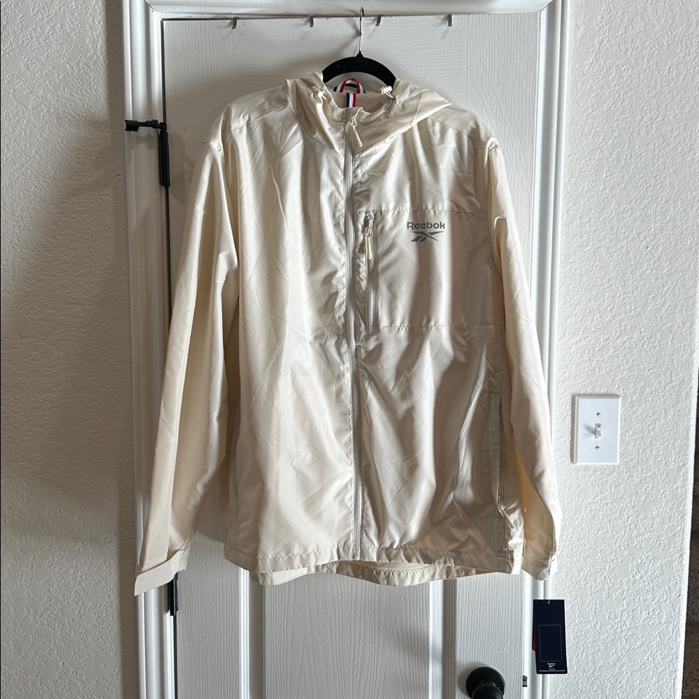 Reebok Men’s Windbreaker Hooded Jacket NWT